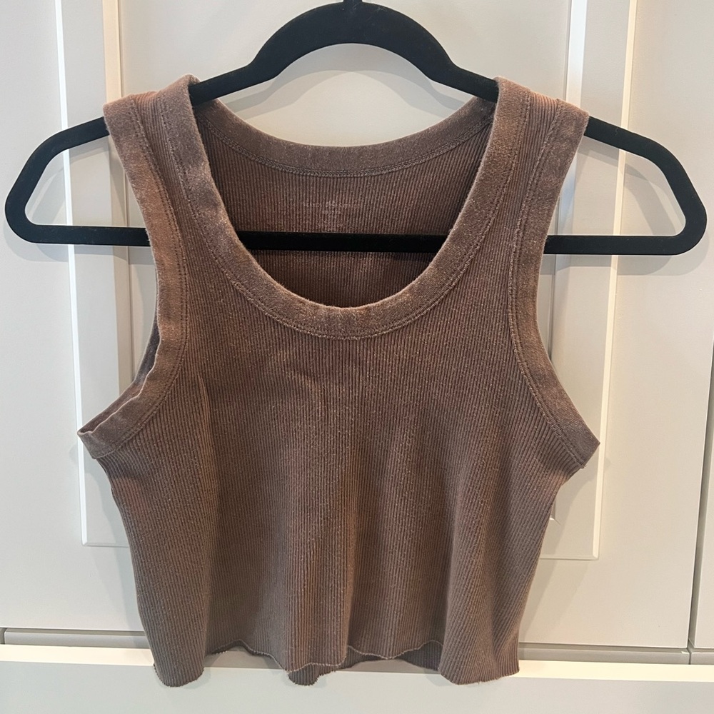 Brandy Melville Chocolate Ribbed Crop Top